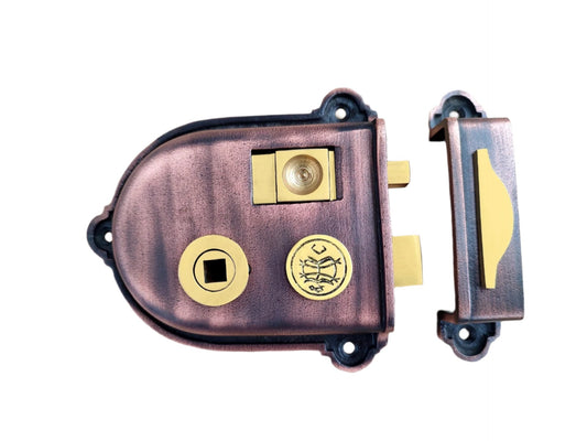 Euro Art Georgian Rim Latch with a traditional Georgian design, offered in Polished Brass Unlacquered, Antique Pewter, and Copper Antique finishes for a classic aesthetic.